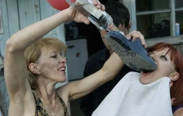 CURE POKAZALE SVOJU &Scaron;A&Scaron;AVU STRANU: Potpuno se opustile i isprobale ne&scaron;to novo i divlje