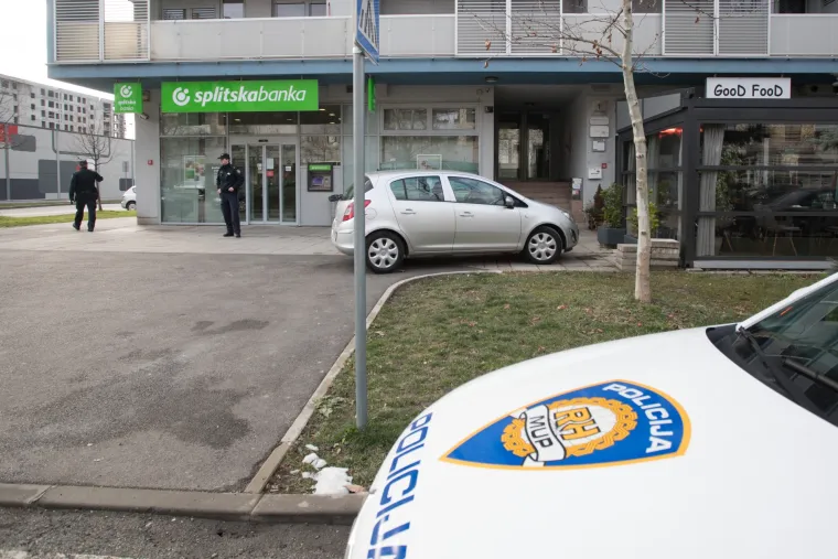 Pljačka banke u Zagrebu: u&scaron;ao je u poslovnicu u sivoj jakni, trenirci i s kapom na glavi pa zaprijetio