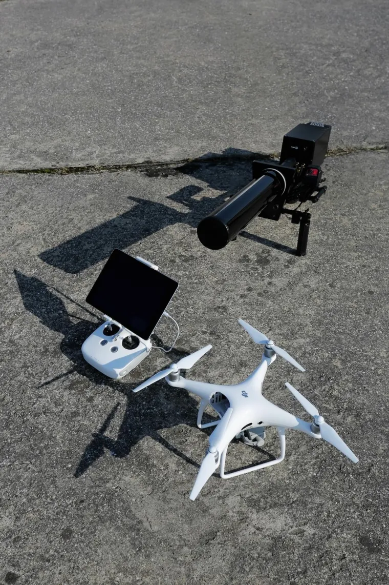 OVAKO RADI PUŠKA PROTIV DRONOVA: Održana demonstracija uklanjanja dronova puškom protiv bespilotnih letjelica
