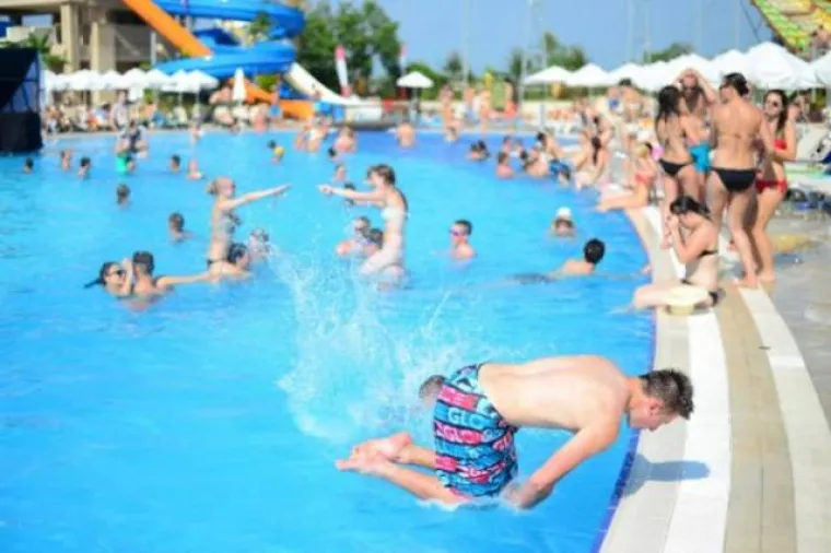 JESU LI IH USLIKALI U PRAVOM ILI KRIVOM TRENUTKU? Urnebesni prizori nastali kada su to najmanje očekivali