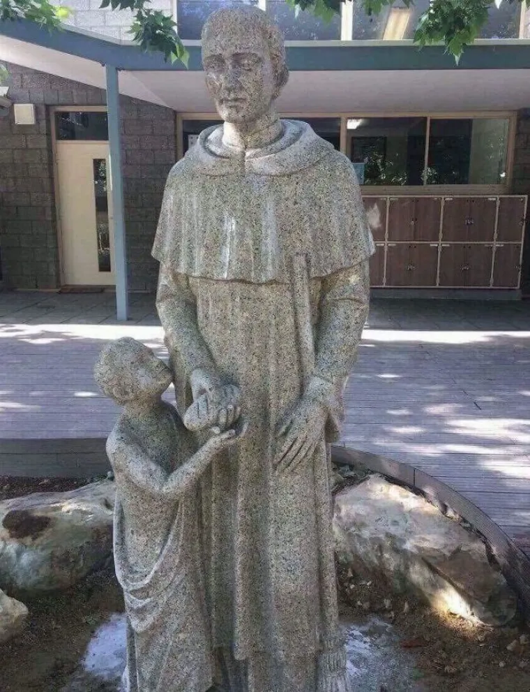 Devet dizajnerskih failova za koje nećete vjerovati da stvarno postoje - i nećete moći suspregnuti suze