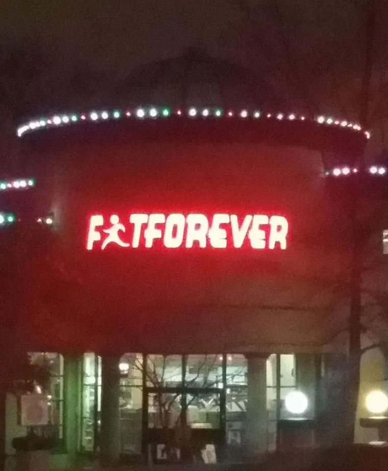 Devet dizajnerskih failova za koje nećete vjerovati da stvarno postoje - i nećete moći suspregnuti suze