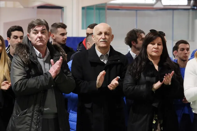 POVIJESNI DAN ZA METROPOLU: Sandra Perković i Stipe Žunić otvorili atletsku dvoranu na Zagrebačkom velesajmu