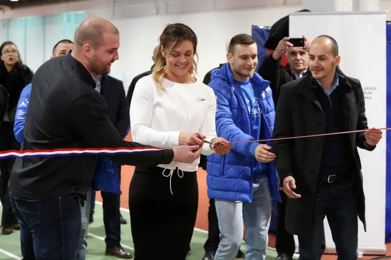 POVIJESNI DAN ZA METROPOLU: Sandra Perković i Stipe Žunić otvorili atletsku dvoranu na Zagrebačkom velesajmu