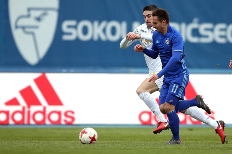 NAJVEĆI HRVATSKI DERBI: Ovako je izgledala rovovska bitka na Maksimiru