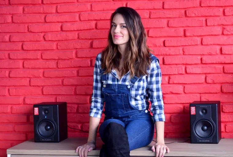 Lijepa voditeljica je uzela tenisačevo prezime.