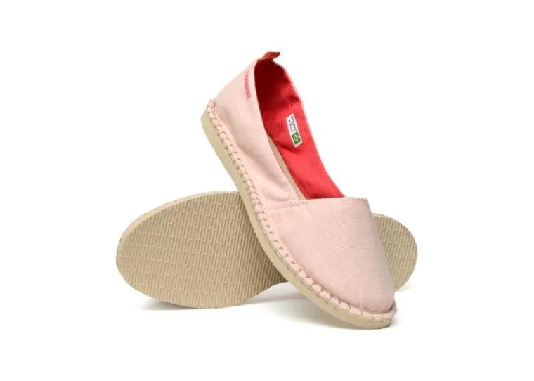 Naše nogice željno iščekuju dolazak proljeća, a sve zbog ovih simpatičnih i ženstvenih espadrila