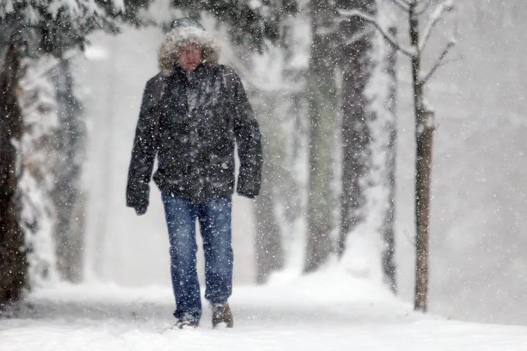 SNIJEG ZABIJELIO HRVATSKU: Pogledajte kako pod bijelim pokrivačem izgledaju gradovi