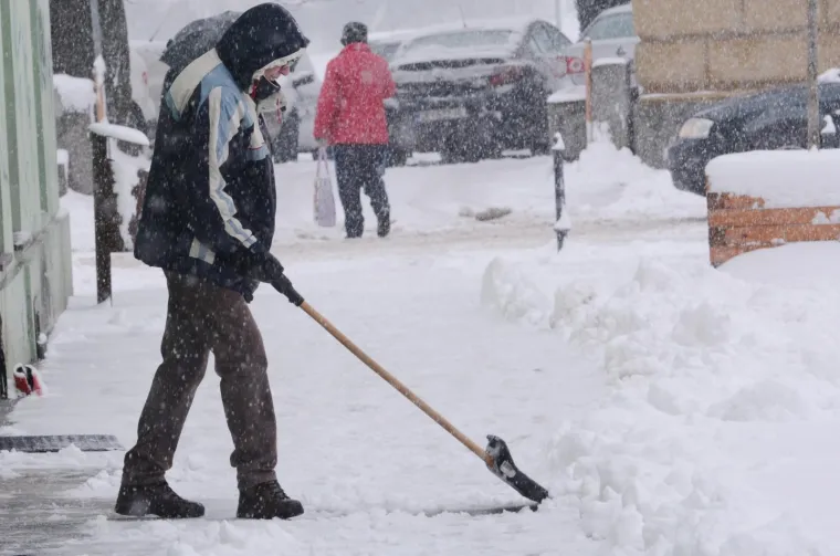 SNIJEG ZABIJELIO HRVATSKU: Pogledajte kako pod bijelim pokrivačem izgledaju gradovi