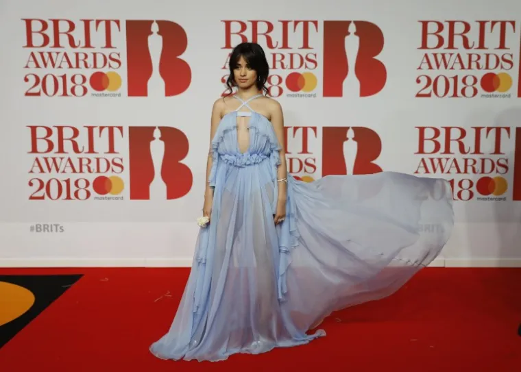 Prekrasna Camila Cabello u bajkovitoj, lepršavoj naked haljini izgledala je poput odvažne princeze.