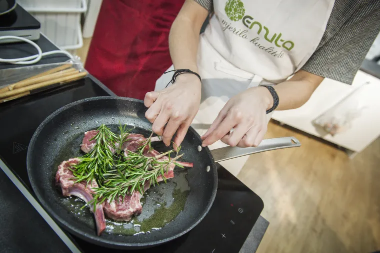 Pogledajte kako je bilo na prvoj Francuskoj radionici u Cook Hub-u