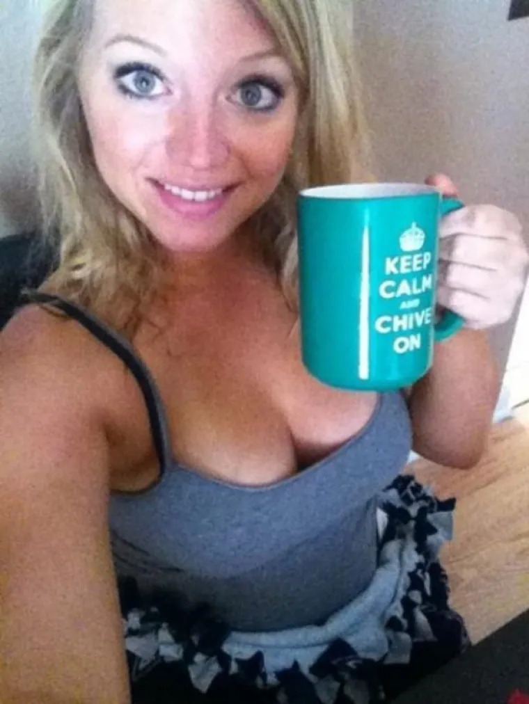 ŽENSKI UHLJEBI KOJE NAM NE BI BILO ŽAO UZDRŽAVATI: Puno produktivnije dok krate vrijeme, nego dok rade