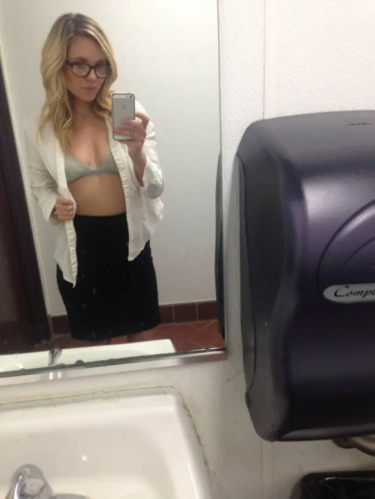 ŽENSKI UHLJEBI KOJE NAM NE BI BILO ŽAO UZDRŽAVATI: Puno produktivnije dok krate vrijeme, nego dok rade