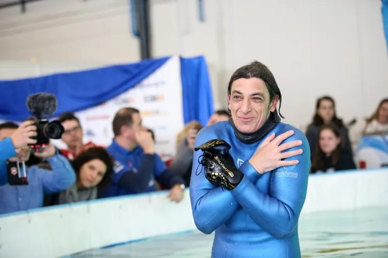 Svaka čast! Budimir &Scaron;obat Buda sru&scaron;io svjetski rekord, ostao pod vodom 24 minute i 11 sekundi