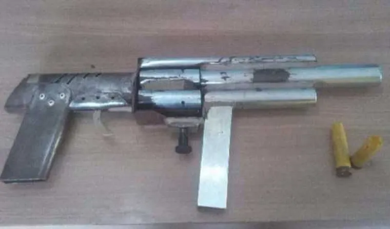 OPASNA ORUŽJA IZ KUĆNE RADINOSTI: Teško je reći jesu li genijalci ili manijaci, provjerite sami