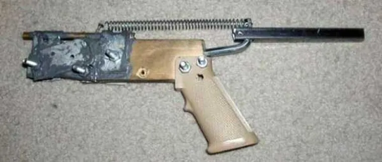 OPASNA ORUŽJA IZ KUĆNE RADINOSTI: Teško je reći jesu li genijalci ili manijaci, provjerite sami