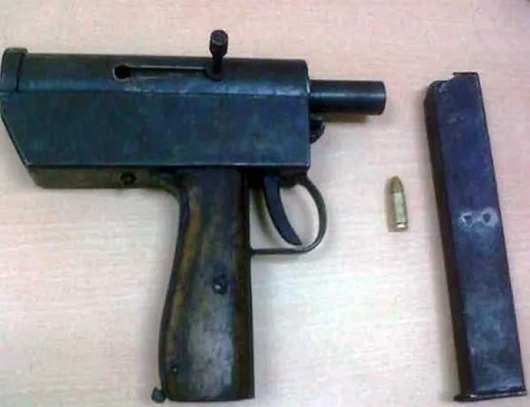 OPASNA ORUŽJA IZ KUĆNE RADINOSTI: Teško je reći jesu li genijalci ili manijaci, provjerite sami