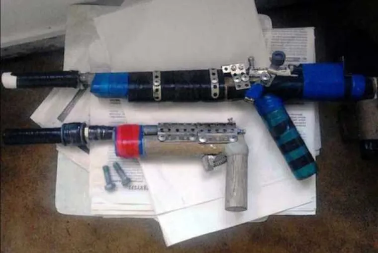 OPASNA ORUŽJA IZ KUĆNE RADINOSTI: Teško je reći jesu li genijalci ili manijaci, provjerite sami