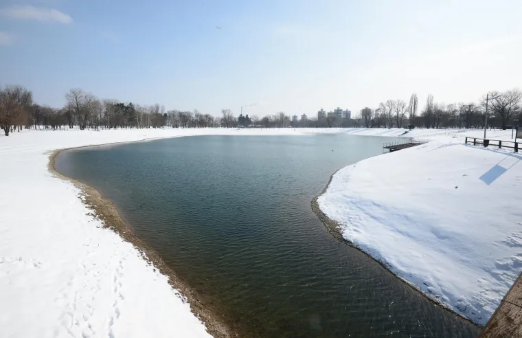 VELIKA FOTOGALERIJA: Sibirski val hladnoće stigao u Hrvatsku, snijeg padao čak i u Dalmaciji
