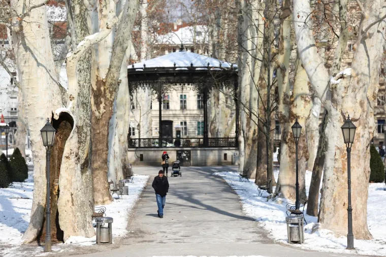 VELIKA FOTOGALERIJA: Sibirski val hladnoće stigao u Hrvatsku, snijeg padao čak i u Dalmaciji