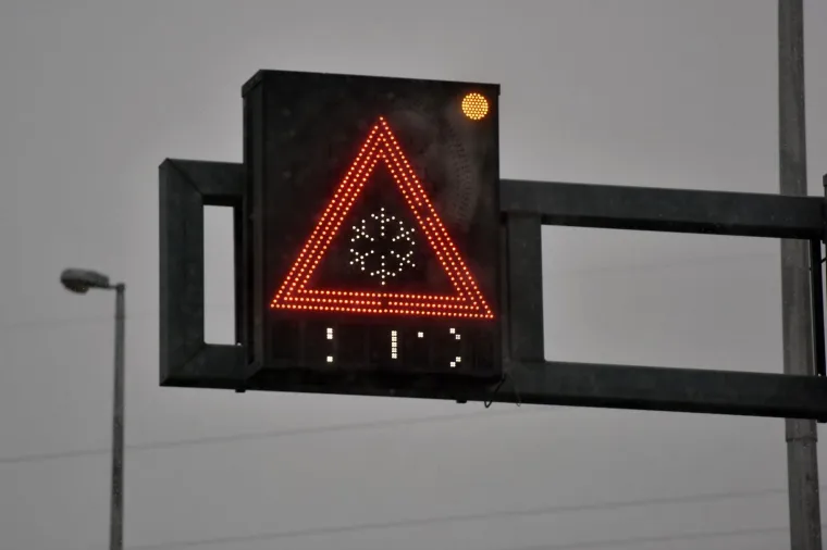 PAHULJE U &Scaron;IBENIKU: Pogledajte kako se zabijelio &scaron;ibenski kraj