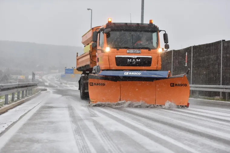 PAHULJE U &Scaron;IBENIKU: Pogledajte kako se zabijelio &scaron;ibenski kraj