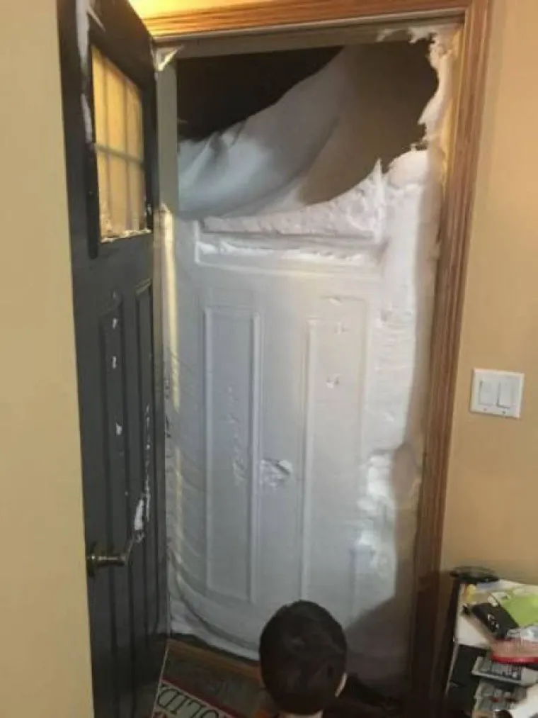 NA&Scaron;A ZIMA MOŽDA NIJE BILA JAKA, ALI DRUGIMA JE ZAGORČALA ŽIVOT: Snijeg i led mogu biti prava po&scaron;ast