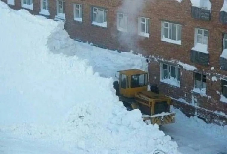 NA&Scaron;A ZIMA MOŽDA NIJE BILA JAKA, ALI DRUGIMA JE ZAGORČALA ŽIVOT: Snijeg i led mogu biti prava po&scaron;ast