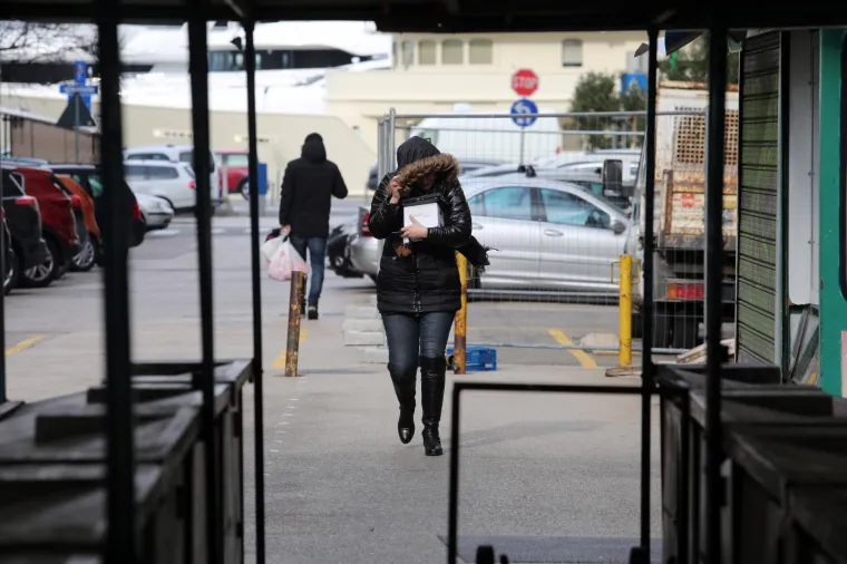 ZIMA OPUSTOŠILA HRVATSKE GRADOVE: Ulice su sablasno prazne
