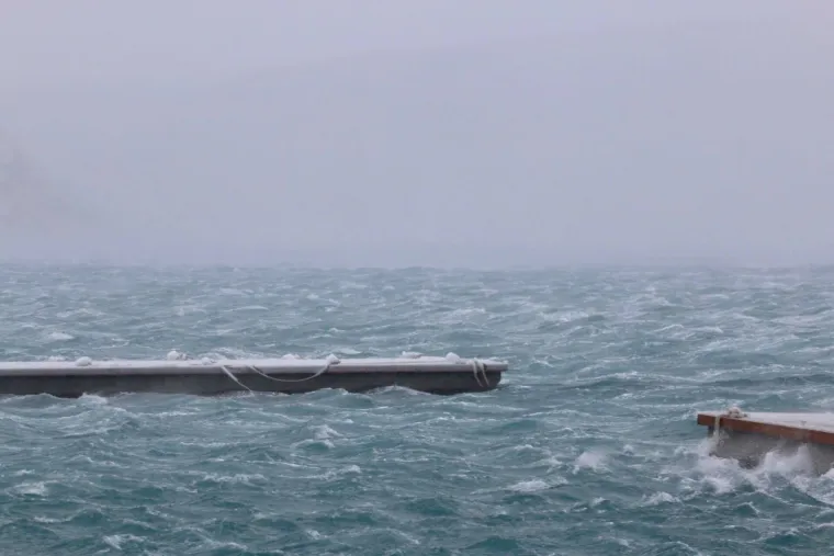 Zbog niskih temperatura na Kvarneru danas nevjerojatni prizori