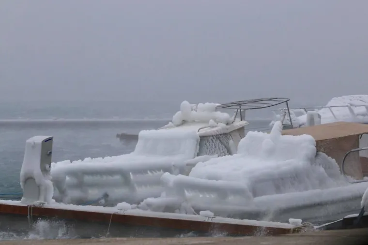 Zbog niskih temperatura na Kvarneru danas nevjerojatni prizori