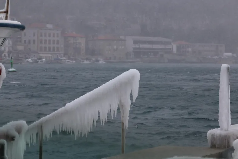 Zbog niskih temperatura na Kvarneru danas nevjerojatni prizori
