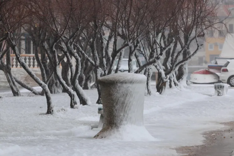 Zbog niskih temperatura na Kvarneru danas nevjerojatni prizori