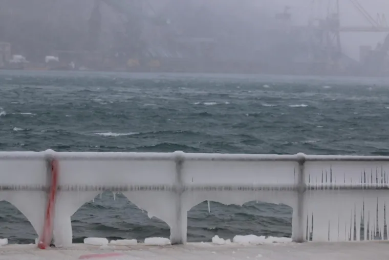 Zbog niskih temperatura na Kvarneru danas nevjerojatni prizori