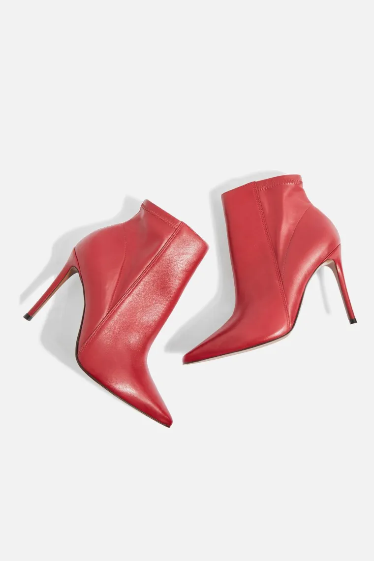 Kožne gležnjače s vrhom u špic, Topshop, 658,29 kuna
