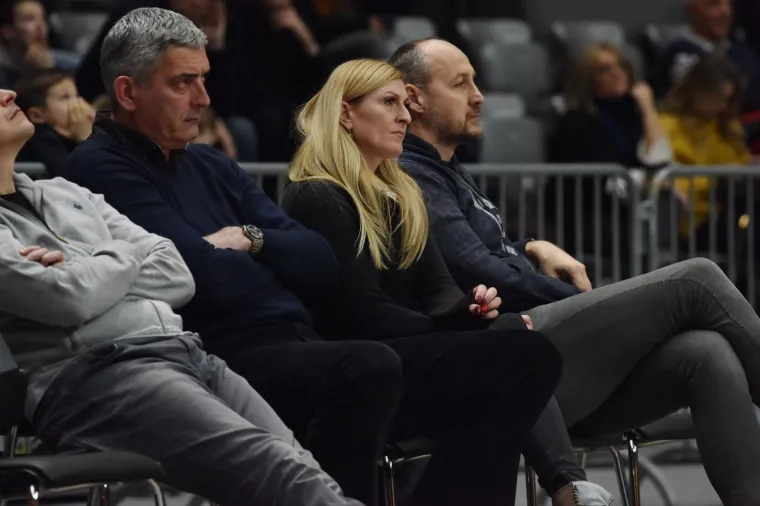 HRVATSKA U ZADRU PROTIV NIZOZEMSKE: Ko&scaron;arka&scaron;i u borbi za plasman na SP