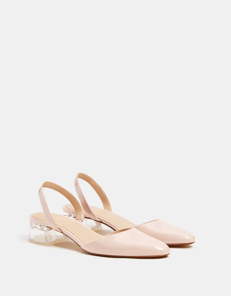 Cipele s mini petom od metakrilata, Bershka, 199,90 kuna