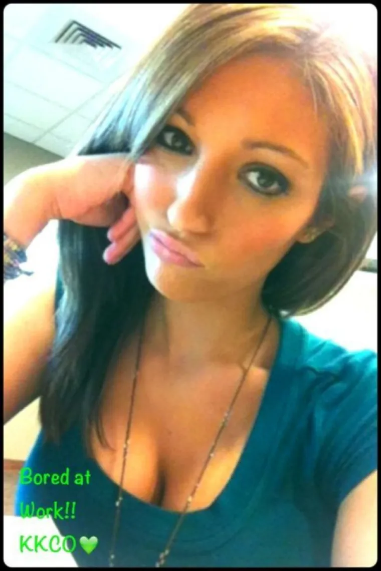 KOLEGICE KOJE NE PO&Scaron;TUJU DRESS CODE: Dodu&scaron;e, nitko od kolega se ne buni...