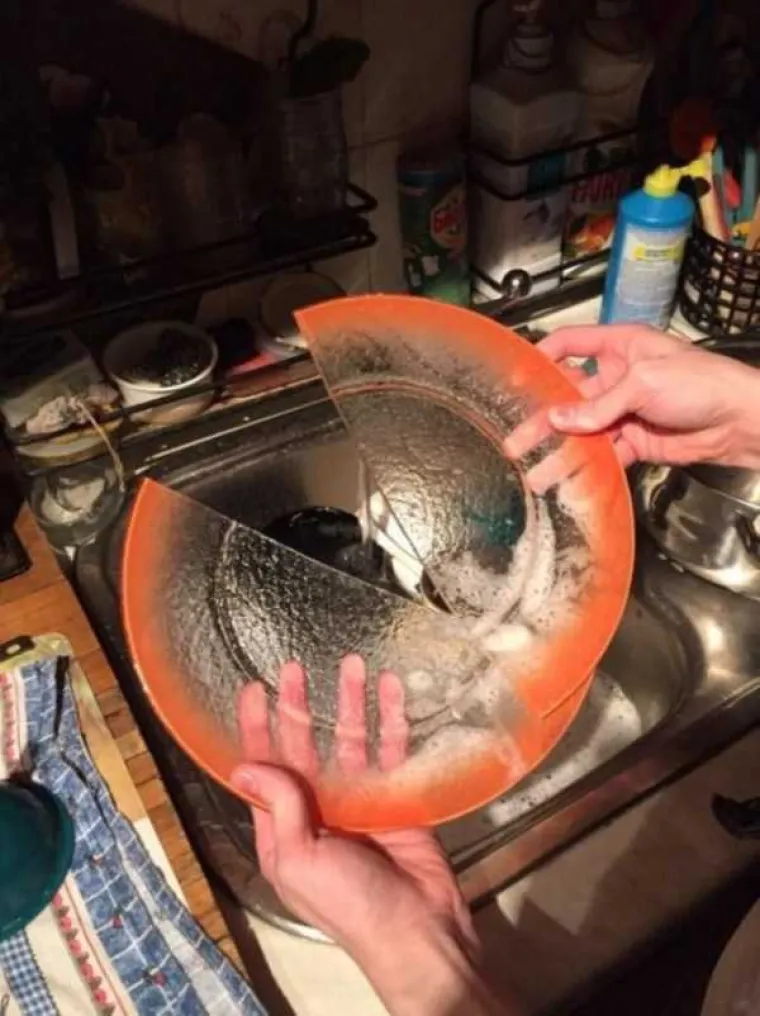 NAVODNO SVI LJUDI MOGU NAUČITI KUHATI, KOJI JE ONDA NJIHOV PROBLEM? Imaju velikih problema, pogledajte &scaron;to izvode