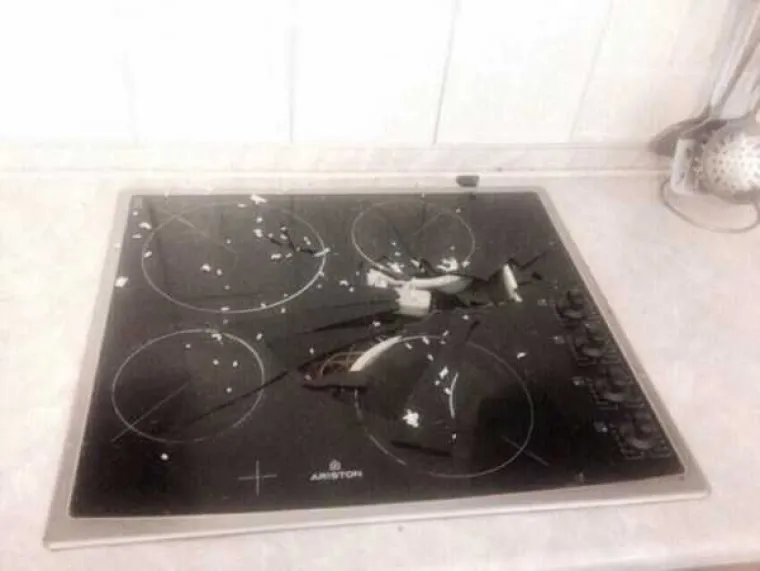 NAVODNO SVI LJUDI MOGU NAUČITI KUHATI, KOJI JE ONDA NJIHOV PROBLEM? Imaju velikih problema, pogledajte &scaron;to izvode