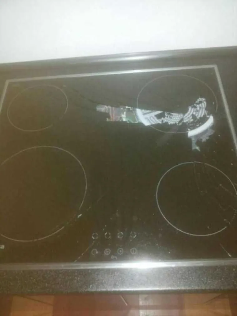 NAVODNO SVI LJUDI MOGU NAUČITI KUHATI, KOJI JE ONDA NJIHOV PROBLEM? Imaju velikih problema, pogledajte &scaron;to izvode