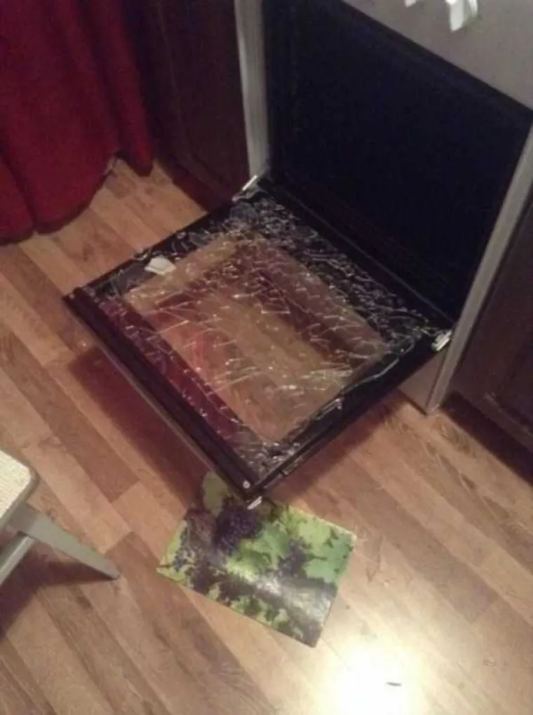 NAVODNO SVI LJUDI MOGU NAUČITI KUHATI, KOJI JE ONDA NJIHOV PROBLEM? Imaju velikih problema, pogledajte &scaron;to izvode