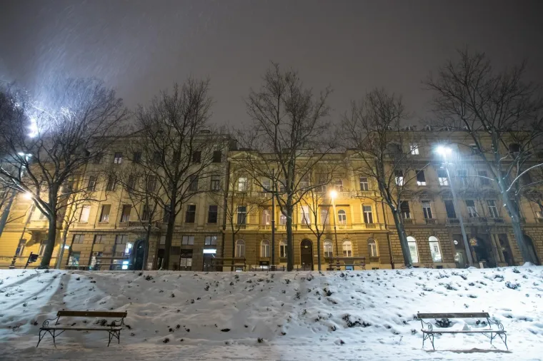 Zagreb tek na kraju zime dobio zimsku idilu