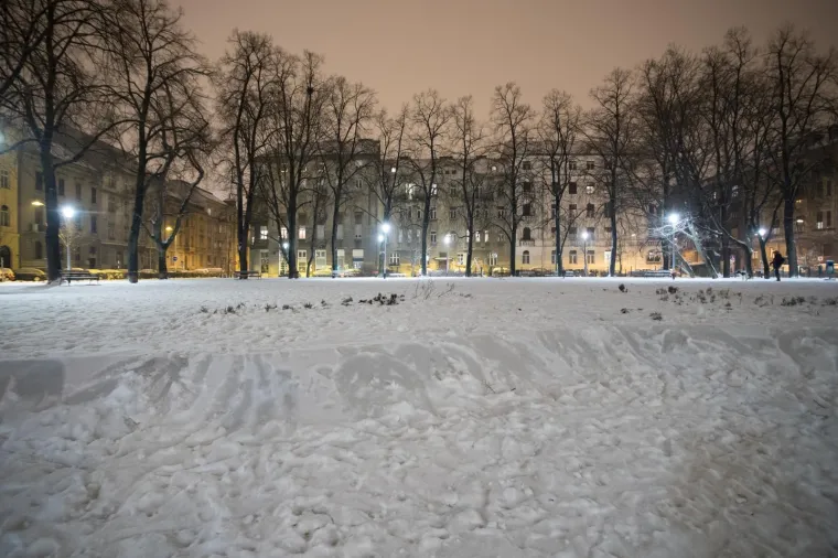 Zagreb tek na kraju zime dobio zimsku idilu