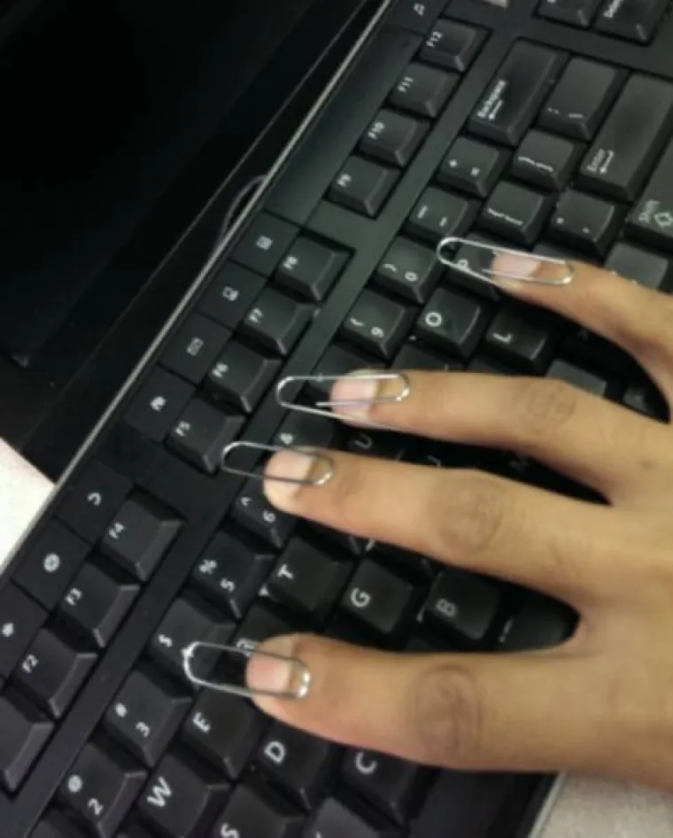 ODLUČILI POKAZATI DA I ONI ZNAJU POZIRATI ZA INSTAGRAM: Isprobali sigurne poze za skupljanje lajkova, &scaron;to kažete?