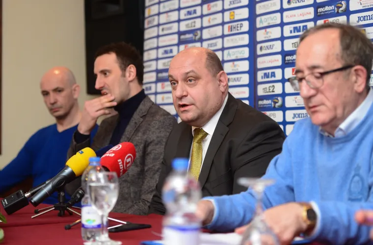 Červar objavio popis igrača za reprezentativni tjedan u travnju