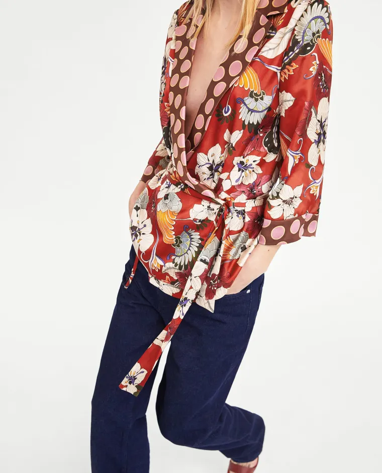 Bluza na preklop s kombiniranim uzorkom, Zara, 229,90 kuna