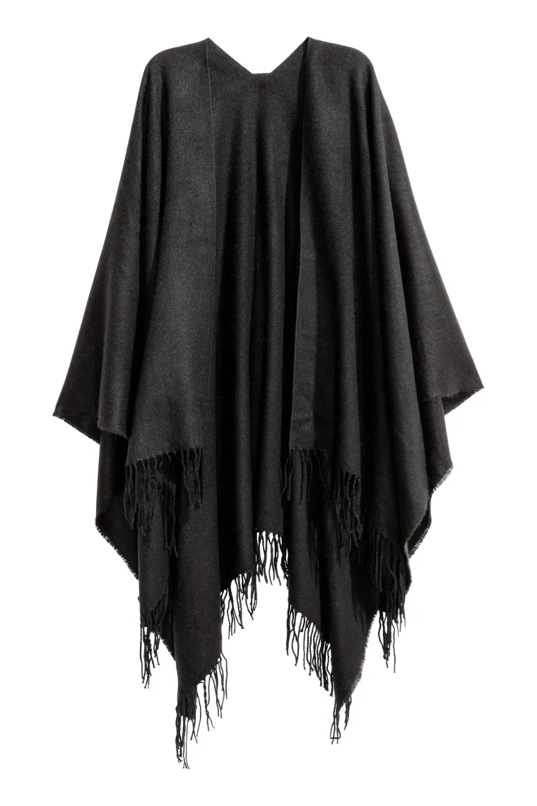 Crni pončo s resicama, H&amp;M, 148,63 kune