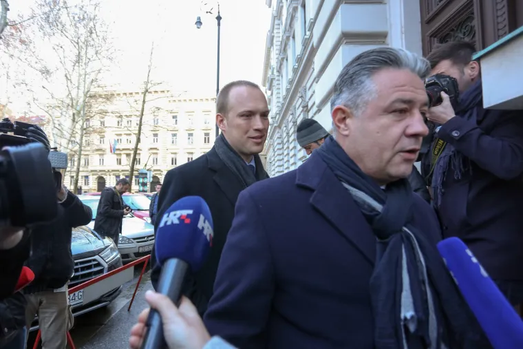 Tomislav Saucha u pratnji odvjetnika dolazi na Županijski sud