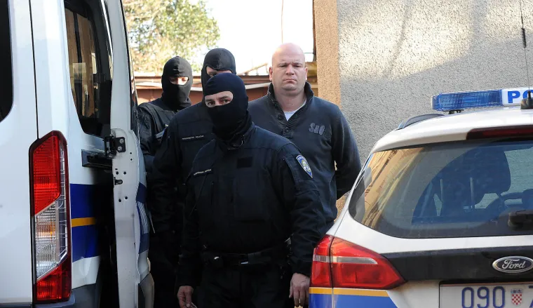 Pogledajte privođenje: ovo su ljudi koji su 'pali' sa 100 kilograma kokaina